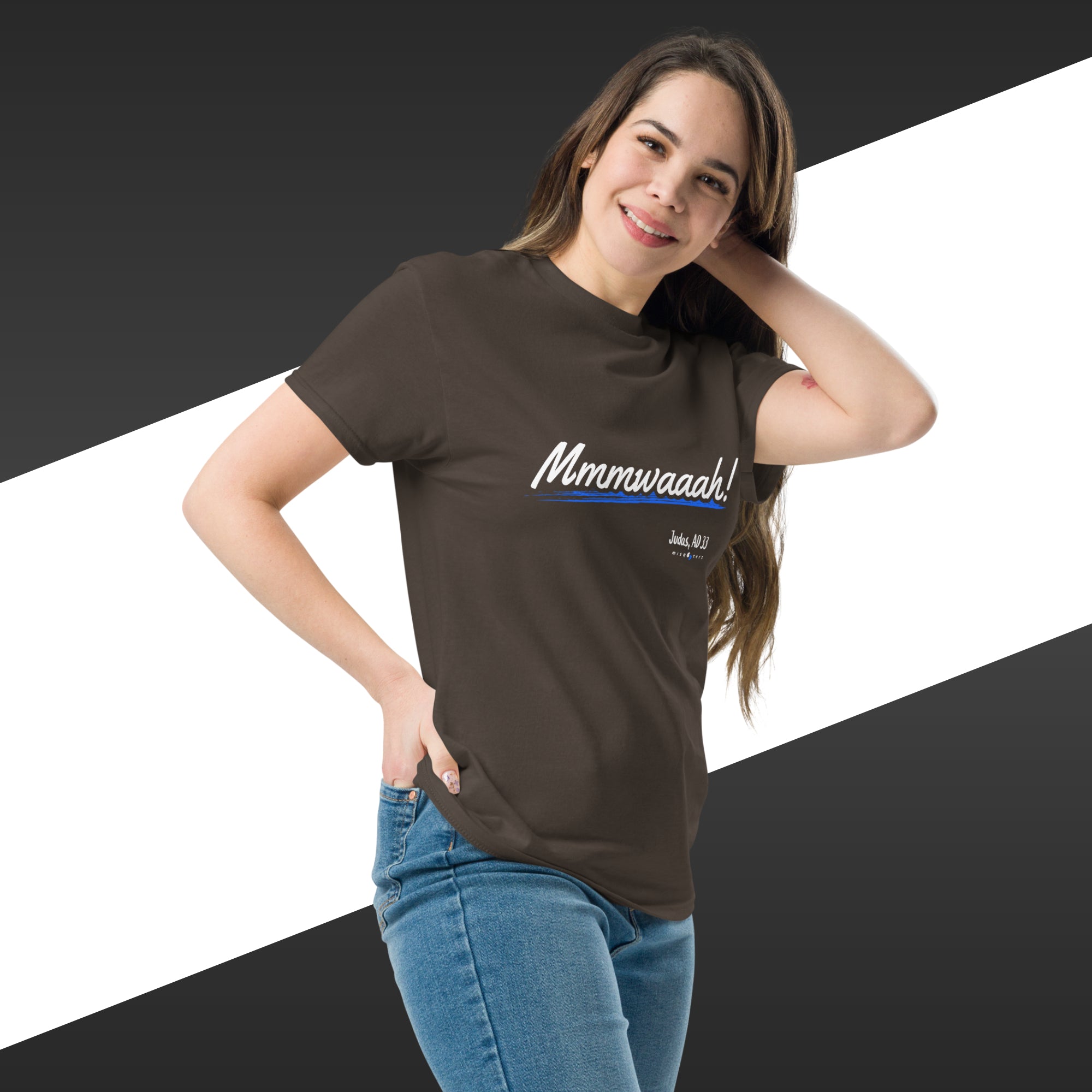 Woman wearing a brown t-shirt with 'Mmmwaaaah!' text on a black and white background